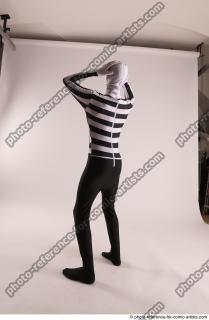 12 2019 01 JIRKA STANDING POSE